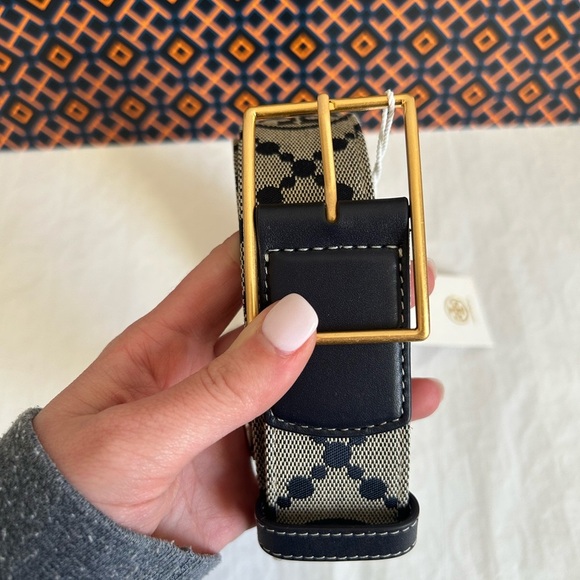 Tory Burch 1.5" T Monogram Belt jacquard Tory Navy Gold Size M Medium - Picture 2 of 9